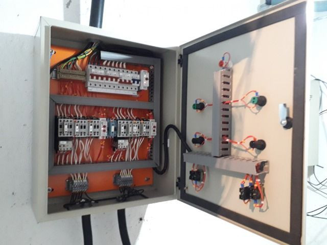 Painel Elétrico / Quadro Comando / Automático e Manual Bomba - Foto 2