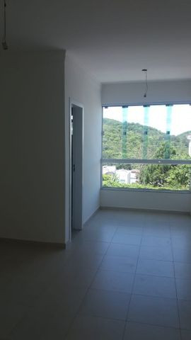Lindo Sobrado novo - 3 Suites- 3 Vagas- BC - Foto 2