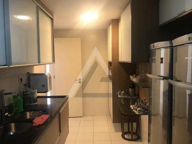 Apartamento mobiliado, nascente, andar alto 4 quartos em Patamares/Salvador-BA - Foto 7