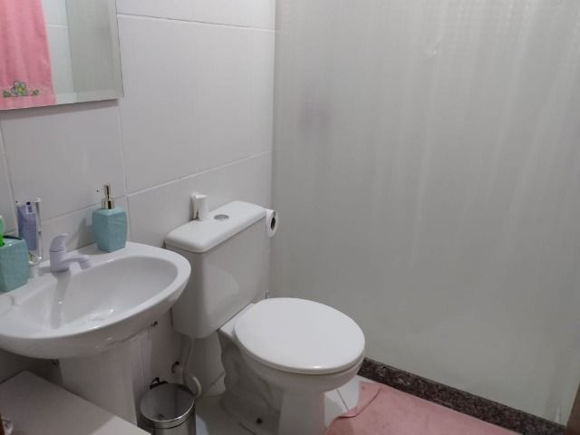 Ótima casa aceitando financiamento e FGTS - Foto 14