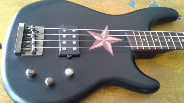 Baixo Daisy Rock - Foto 2