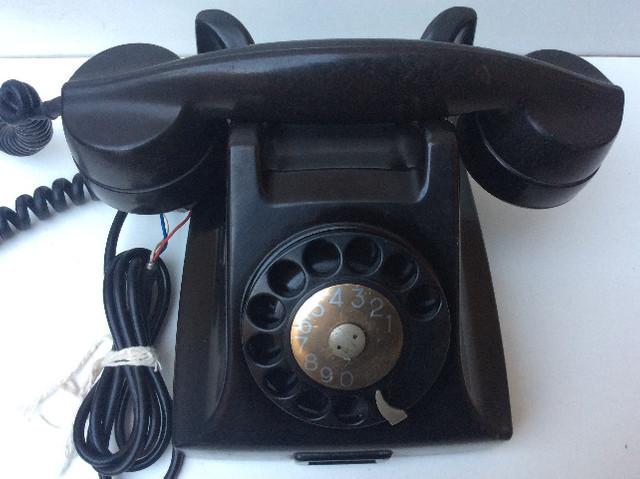 Telefone antigo baquelite dec 40 50 - Foto 2