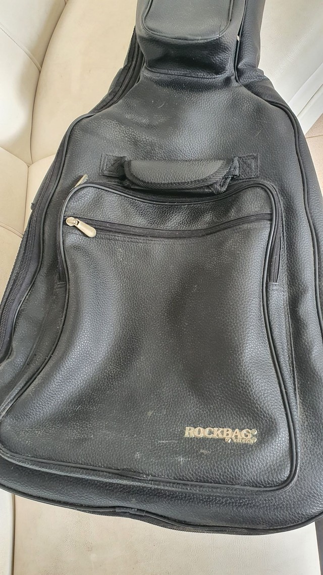Bag em couro para violão da Rockbag by Warwick 