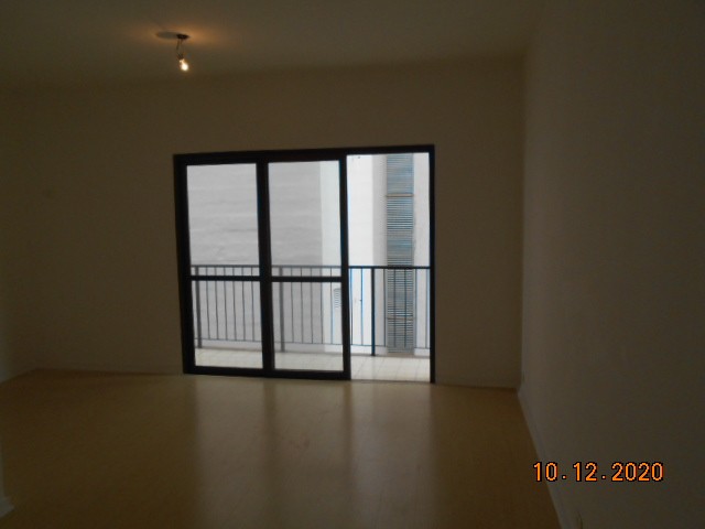 Apartamento para aluguel possui 73 metros quadrados com 1 quarto em Lagoa - Rio de Janeiro - Foto 2