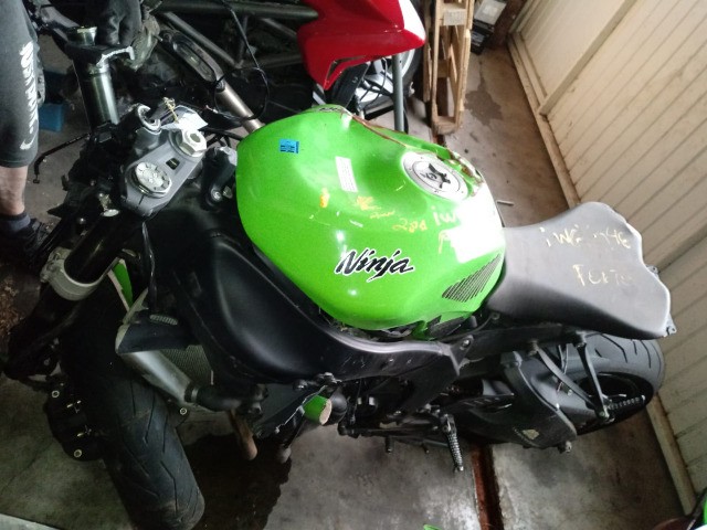 Sucata de moto para retirada de peças Kawasaki ZX-6 r 2012