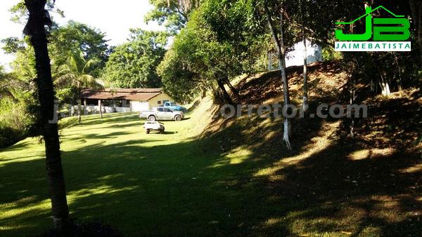 Ótimo sítio 90 mil m² c/ 3 casas em Vale das Pedrinhas - Guapimirim/RJ - Foto 12