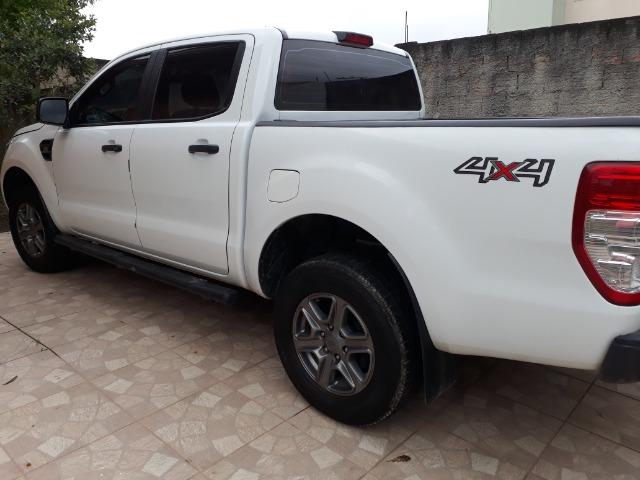 Ford ranger xls 2.2 4x4 cd diesel mecânica ano 2017 modelo 2018 branca - Foto 2
