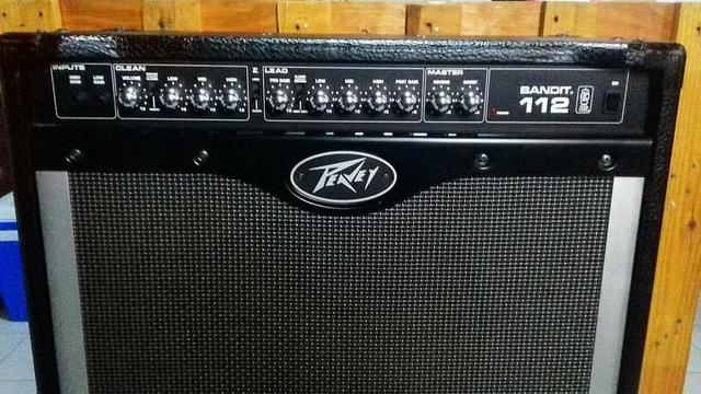 Amplificador Peavey bandit 112 - Foto 2