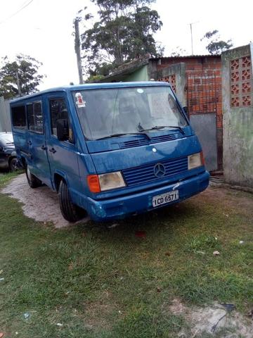 Vendo Micro-Ônibus MB 180 D - Foto 6