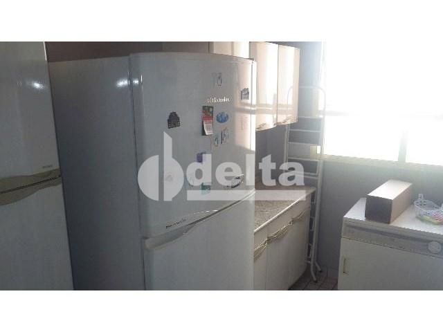 Apartamento para alugar com 3 dormitórios em Saraiva, Uberlândia cod:494116 - Foto 19
