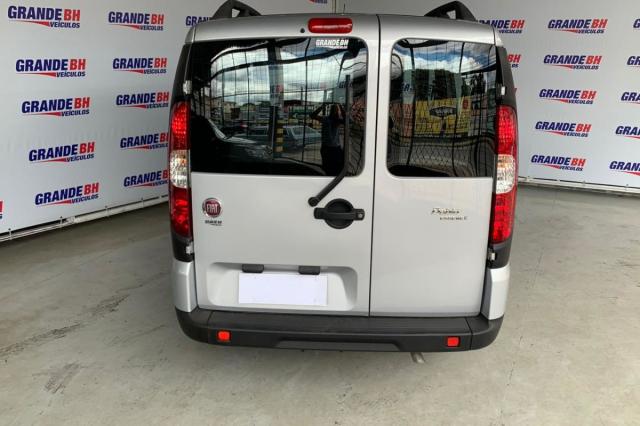 DOBLO ESSENCE 1.8 FLEX 16V 5P - Foto 4