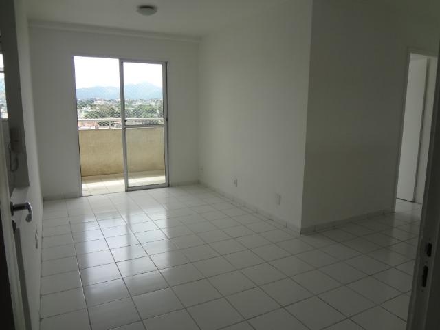 Apartamento na Taquara, 3 quartos (1 suíte)