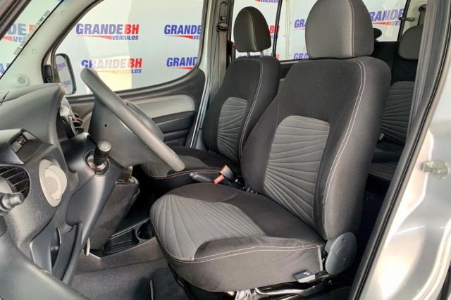 DOBLO ESSENCE 1.8 FLEX 16V 5P - Foto 10