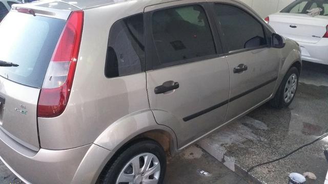 Fiesta hatch 2006 motor 1.6 Flex super novo