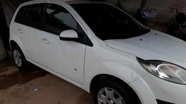 Fiesta Hatch SE 1.6 2014 completo e muito conservado
