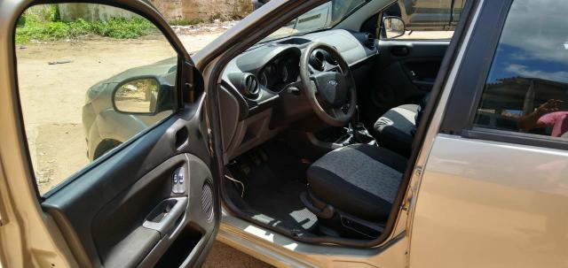 Fiesta sedan 2010/2011 - Foto 4