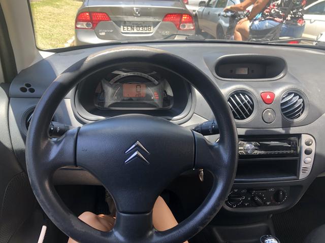 Citröen C3 GLX 1.4 2012 super conservado. Carro de mulher. Particular - Foto 2