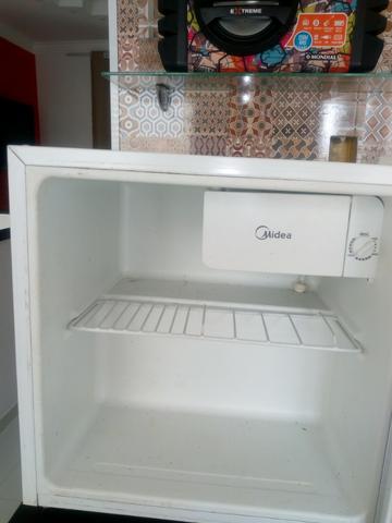 Frigobar semi novo - Foto 2