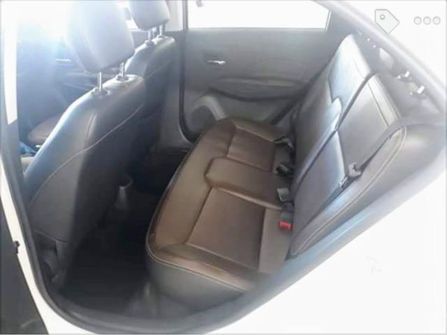 Vendo Chevrolet Cobalt Elite 1.8 automático,banco de couro marrom (Elite),IPVA 2020 pago - Foto 4