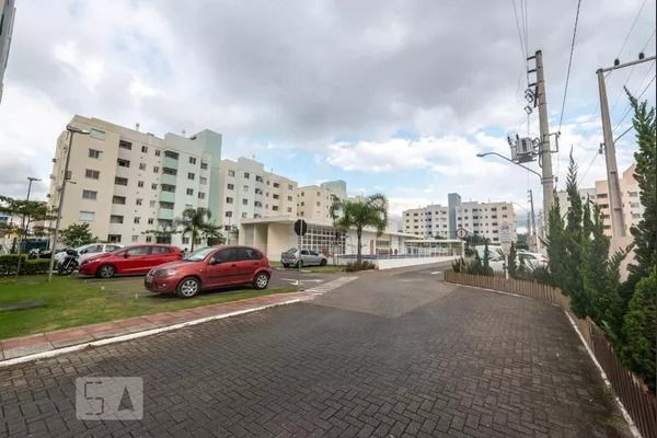 DE 700 a 1.100 por mês, apartamento com 2 dorm. e sacada com churrasqueira em Palhoça - Foto 2