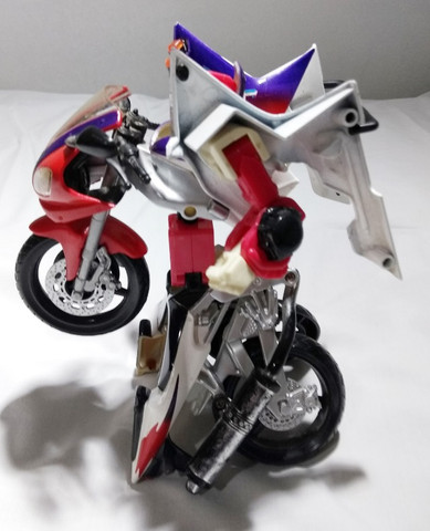 transformers moto
