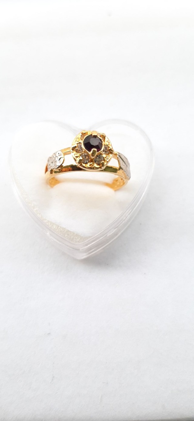 ANEL DE FORMATURA LETRAS FEMININO BANHADO A OURO 18K