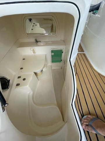 lancha coral 28 pes motor mercruiser cota - Foto 3