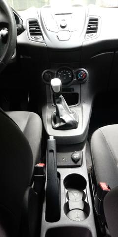 New Fiesta 2015, 1.5, completo, 26.400 km, novíssimo - Foto 5