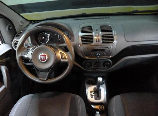 Grand siena essence 1.6 16v flex dualogic 13/14 cinza - Foto 2