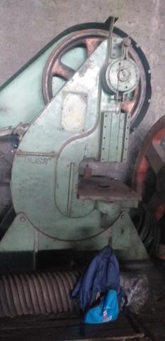 Vendo prensa excêntrica 60 toneladas