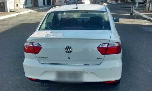 Volkswagem Voyage highline1.6 2014/2015 - Foto 4