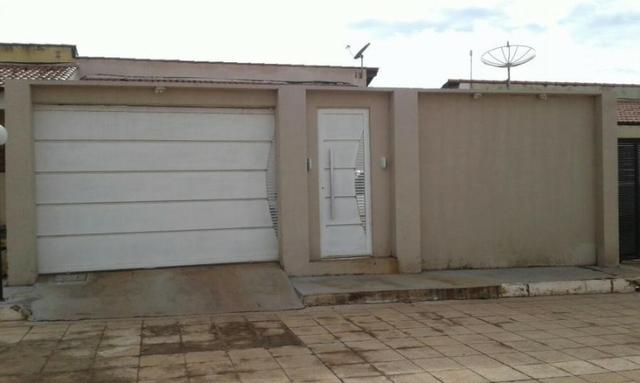 Vendo casa com 3 quartos no Canaã 3