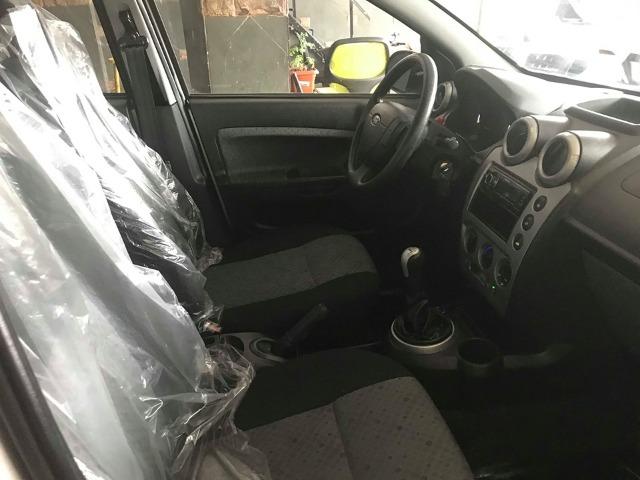 Ford Fiesta Com Gnv Muito Novo - Foto 8