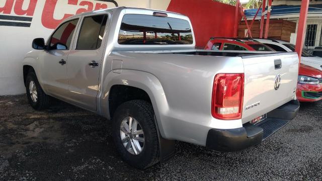 VW - Amarok S 2.0 Diesel 4x4 Manual - 2017 - Foto 2