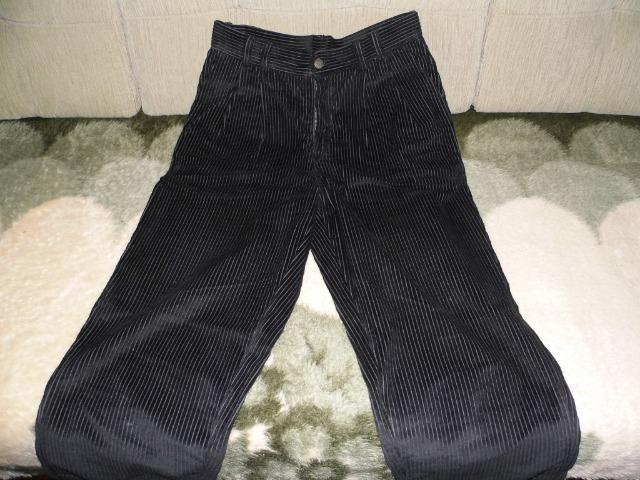 Linda calça veludo unisex G cintura fina 35cm novíssima retira no centro de Poa-rs