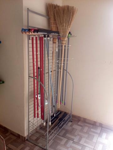 Vende-se a mercadoria e as instalações desta loja - Foto 5