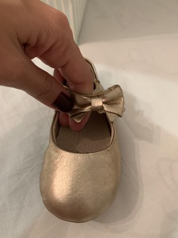 Sapatinho dourado Bibi - Foto 3