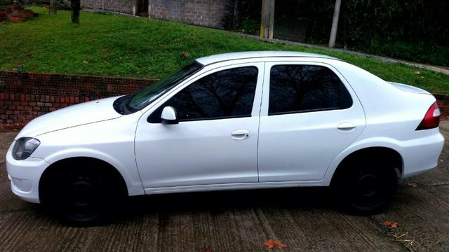 Prisma LT 1.4 COmPletO* ( fiesta, classic, palio gol corsa sandero voyage clio siena )