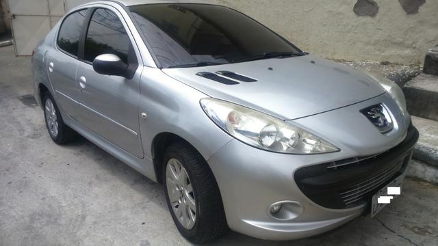 Peugeot 207 Sedan 1.6 XS 2011 - Foto 2