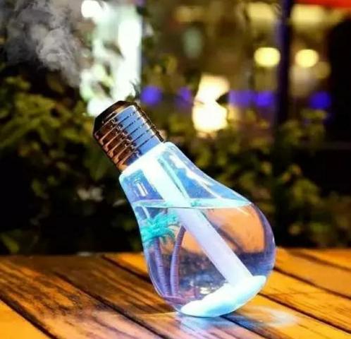 Umidificador De Ar Formato Lampada Aromatizador Luminária - Foto 3