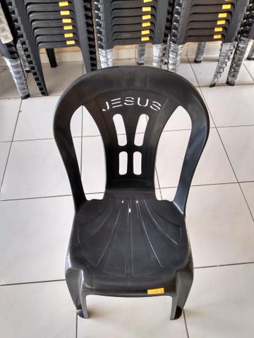 Cadeira plástica acquarfort "Jesus"
