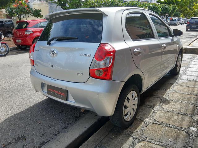 Etios x 1.3 2017 - Foto 5