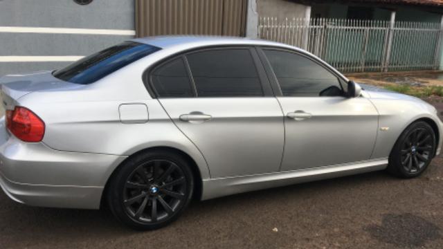 BMW-320i - Foto 3