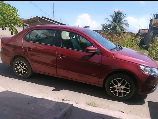 Vendo Voyage completão 24 mil