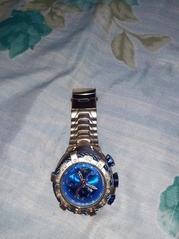 Relógio invicta dourado e azul - Foto 3