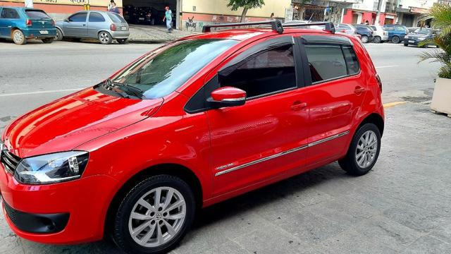 Vw fox GII highline motor 1.6 8v flex 4p vermelho 2014 raridade top - Foto 3