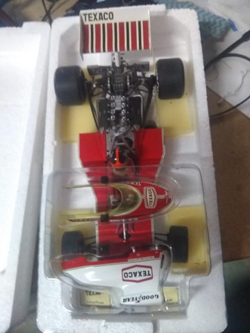 Miniatura Mclaren M23 Emerson Fittipaldi F1 Minichamps 1:18 - Foto 4
