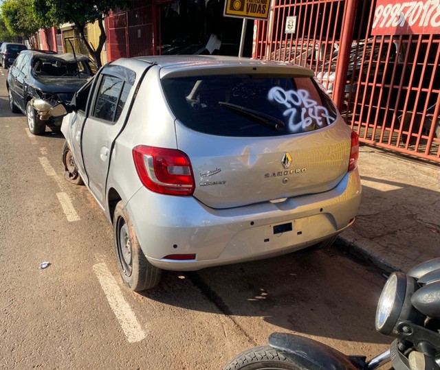 Peças p/ Renault Sandero 1.0 3cc 2019 - Foto 2