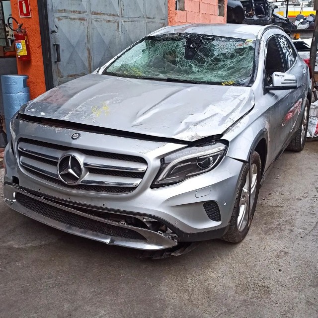 Mercedes Gla 200 1.6 Parachoque Porta Motor Airbag Capo Farol Retrovisor Sucata