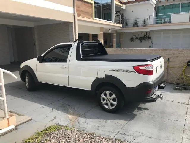 fiat strada 4 portas 2020 olx